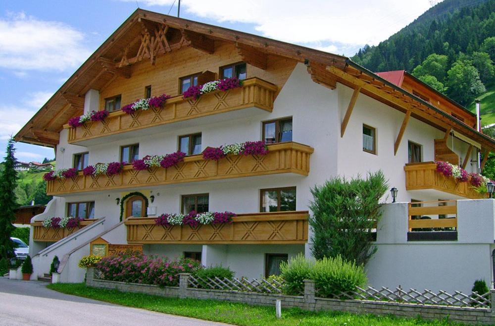 Apartments Pitztaler Nachtigall Arzl im Pitztal Exterior foto